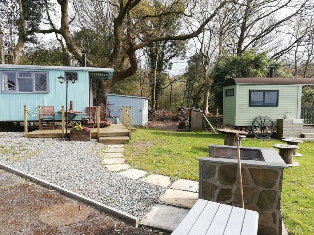 Ferienwohnung Bronllys Farm Coastal Self-Catering Llanelli Exterior foto