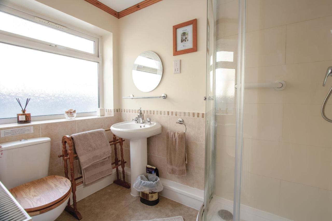 Ferienwohnung Bronllys Farm Coastal Self-Catering Llanelli Exterior foto