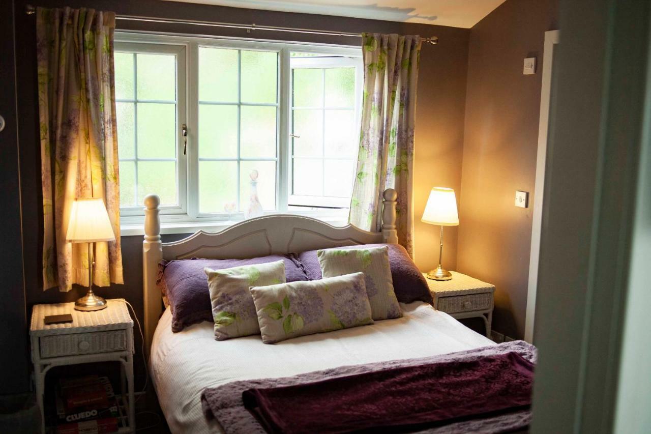 Ferienwohnung Bronllys Farm Coastal Self-Catering Llanelli Exterior foto