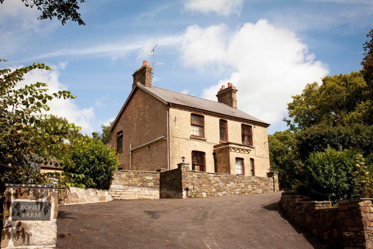 Ferienwohnung Bronllys Farm Coastal Self-Catering Llanelli Exterior foto